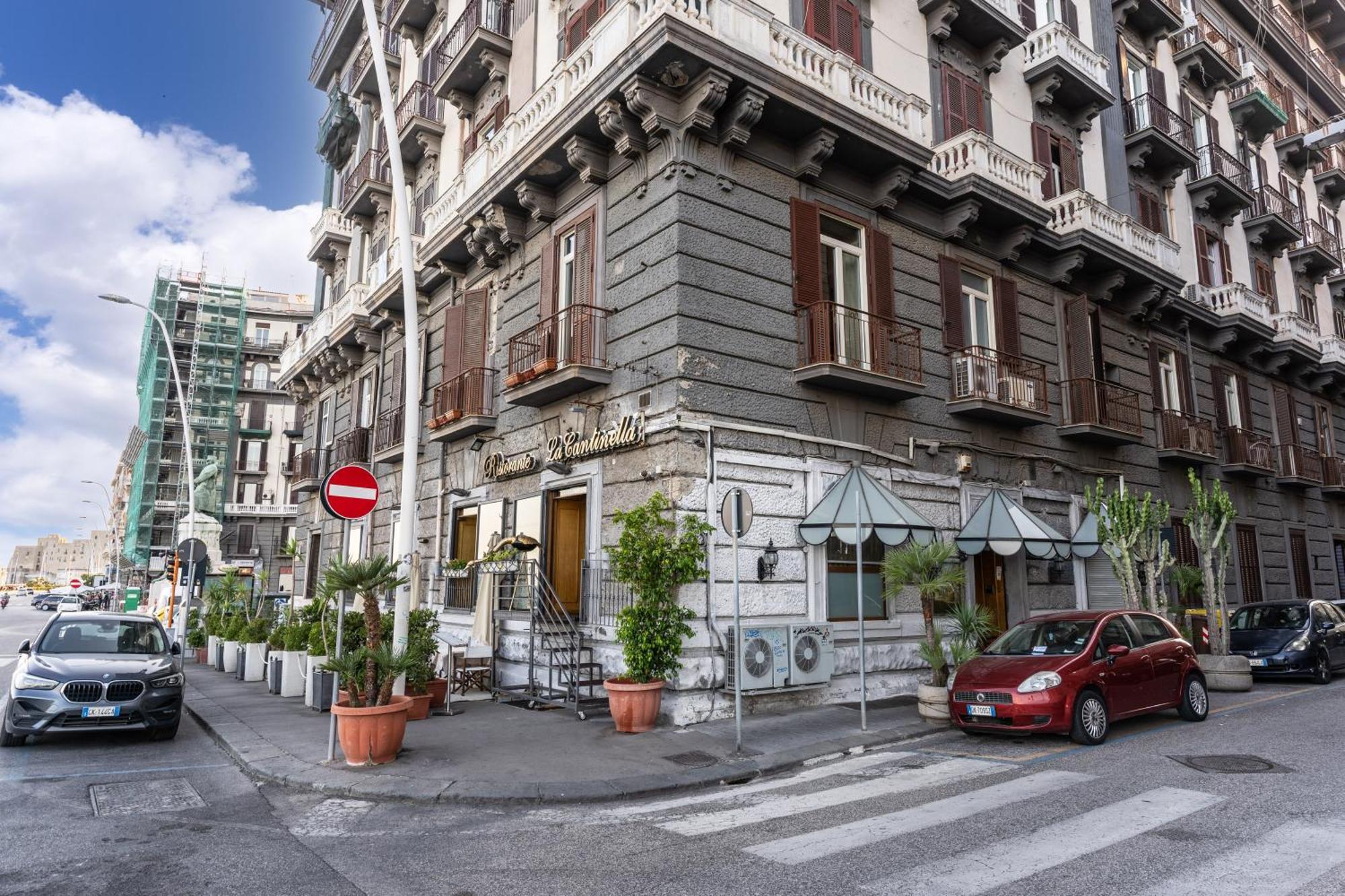 Affittacamere La Corte Di Partenope Napoli